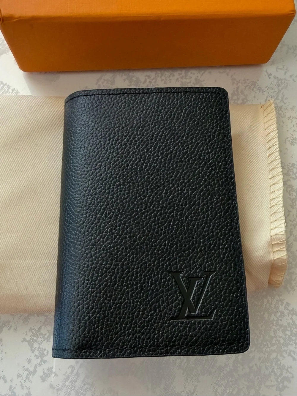 Men's Black Pebbled Cow Leather Wallet